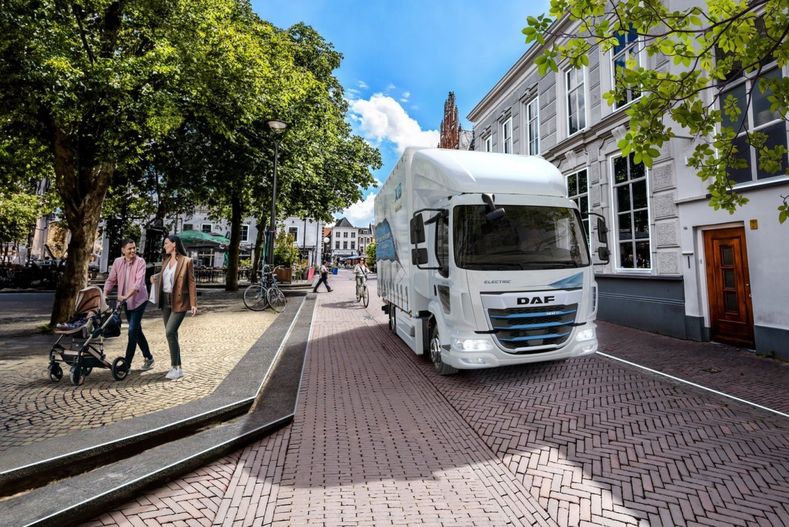 New Generation DAF XB makes debut at London EV Show