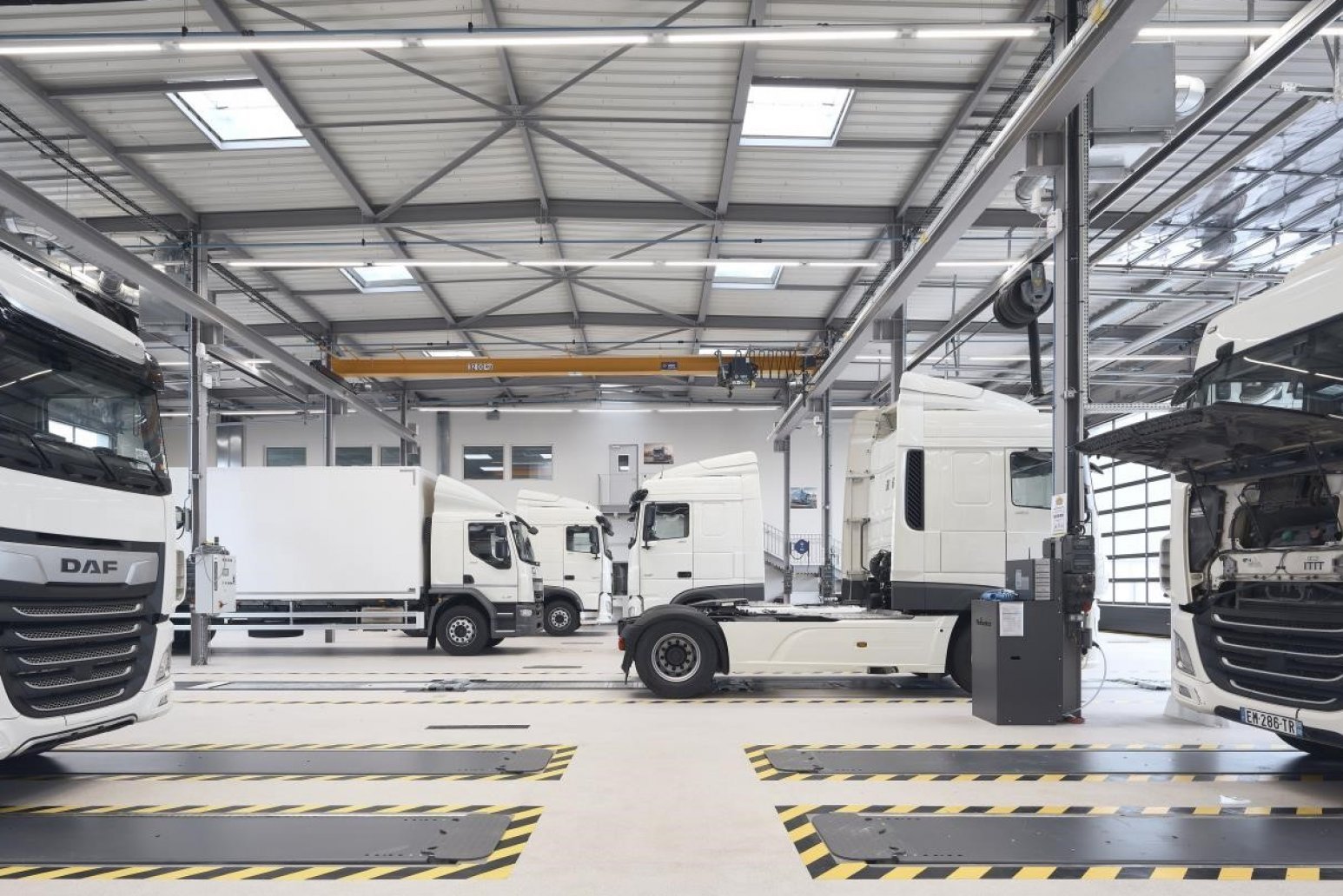 DAF Trucks Opens Second Dealership In Paris